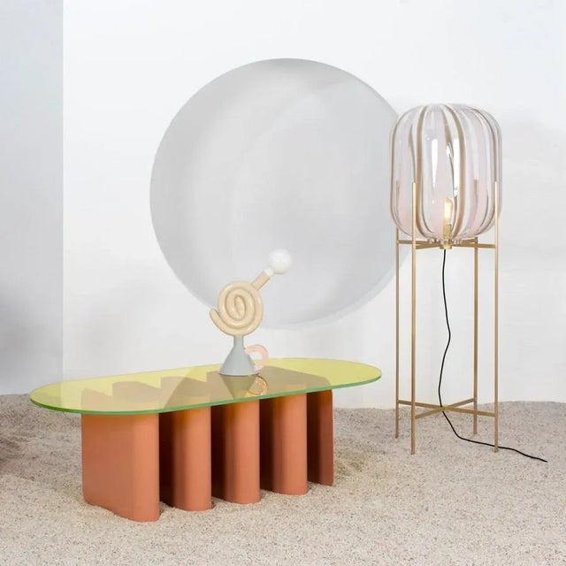 Clear lines, avant-garde shape: Julia Chiaramonti’s design philosophy is inspired by the material’s distinctiveness. The...