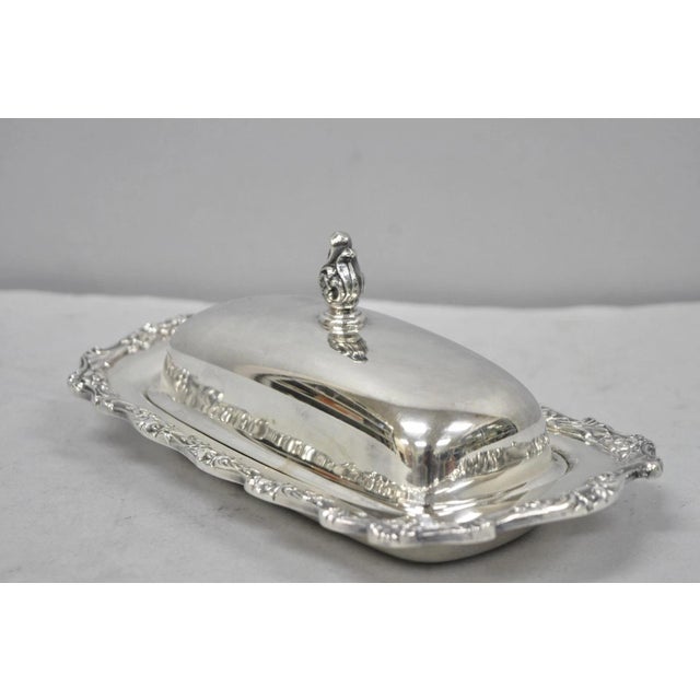 Vintage International Silver Co "Countess" Silver Plated Covered Butter Dish with Glass Liner. Circa Mid 20th Century....