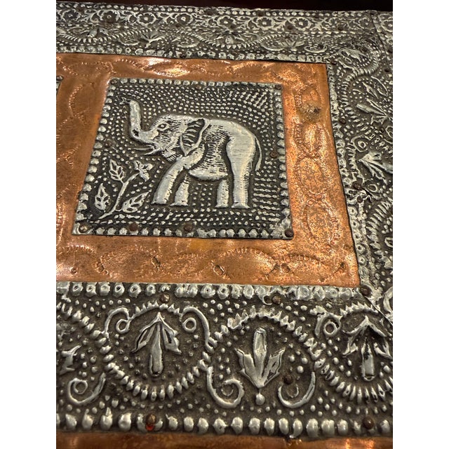 1970s Vintage Large Indian Embossed Silver Metal & Copper Jewelry Chest - 13.5” W For Sale - Image 5 of 10