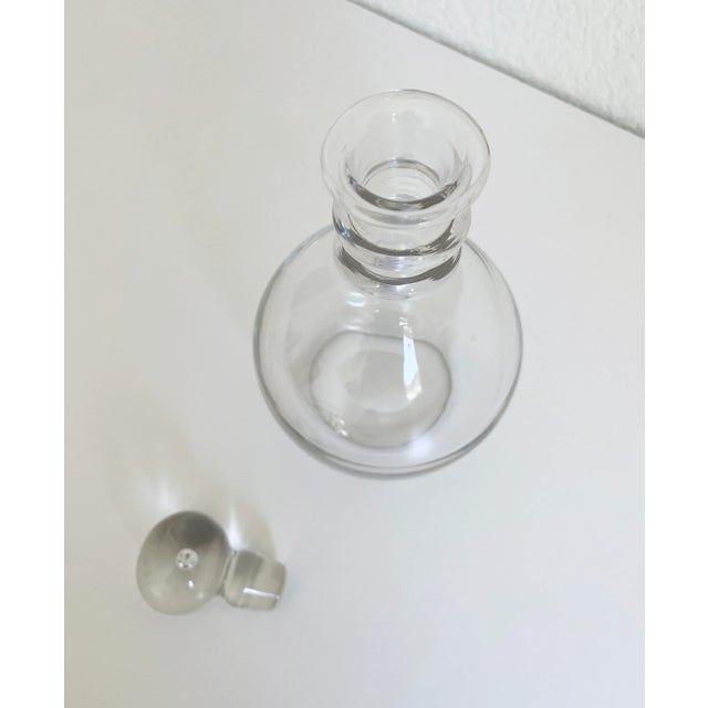 Steuben Glass Early 20th Century Steuben Style Blown Clear Glass Decanter For Sale - Image 4 of 7