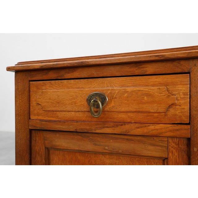 Art Deco Nightstand in Oak with Turned Legs, France, 1920 For Sale - Image 4 of 11