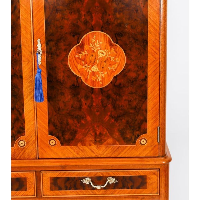 Wood Antique Art Deco Walnut Marquetry Cocktail Cabinet by Epstein, 1930s For Sale - Image 7 of 18