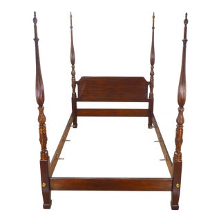 Henredon Mahogany Queen Poster Bed For Sale