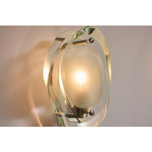 2093 Wall Sconces by Max Ingrand for Fontana Arte, 1961, Set of 2 For Sale - Image 3 of 11