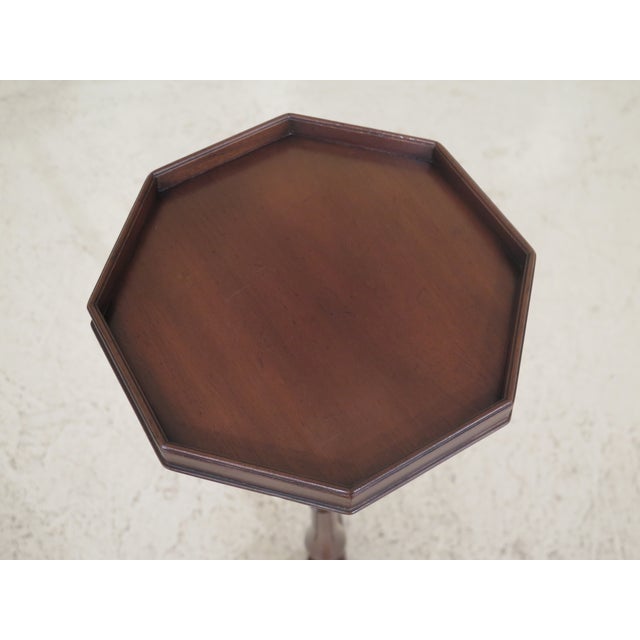 1960s Vintage Kittinger Colonial Williamsburg Cw49 Mahogany Pedestal Stand Chairish