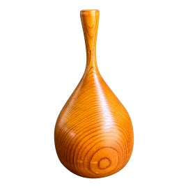 Example of Rude Osolnik Vases