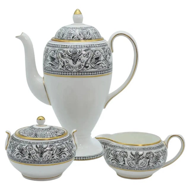 Wedgwood Wedgwood Porcelain Tableware Dinner Service for 12 People For Sale - Image 4 of 13