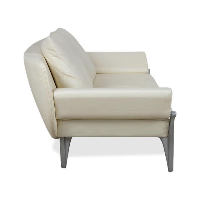 Leather Two-Seater Cream White Manual Function 1600 Sofa from Rolf Benz For Sale - Image 12 of 15