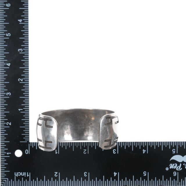 7 1/8" C1950's Navajo Silver Overlay Style Cuff Bracelet With Turquoise Inlay For Sale - Image 9 of 11