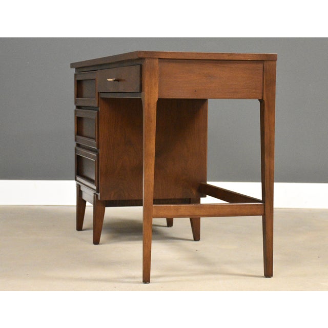 Mid-Century Modern 1960s Restored Walnut Mid Century Desk by Pepplers Furniture For Sale - Image 3 of 11