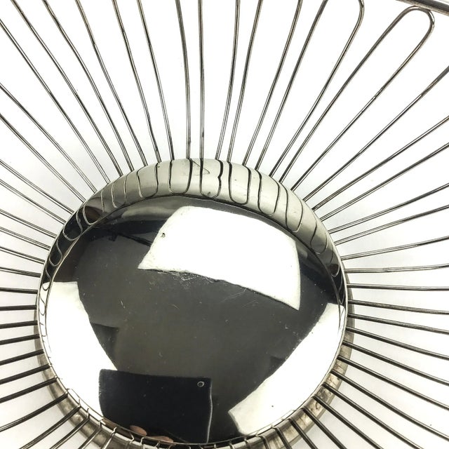 Silver Plated Oval Wire Fruit Basket For Sale In Portland, ME - Image 6 of 8