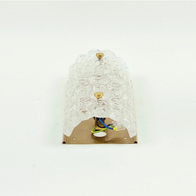Transparent 1960s Mid-Century Modern Scandinavian Glass and Brass Sconce by Carl Fagerlund for Orrefors, Sweden For Sale - Image 8 of 11