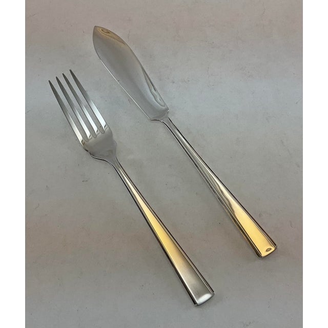 A Set of Fish Fish Eaters & Fish Servers, 26 Pieces, Leighton For Sale - Image 9 of 18
