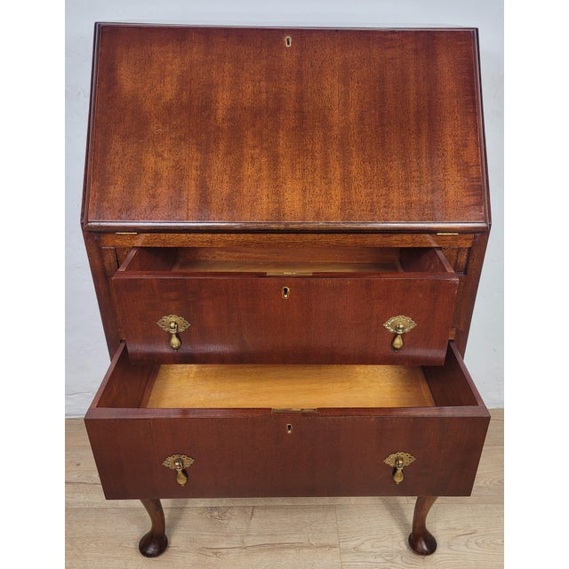 Vintage Writing Desk in Leather, 1930s For Sale - Image 4 of 18