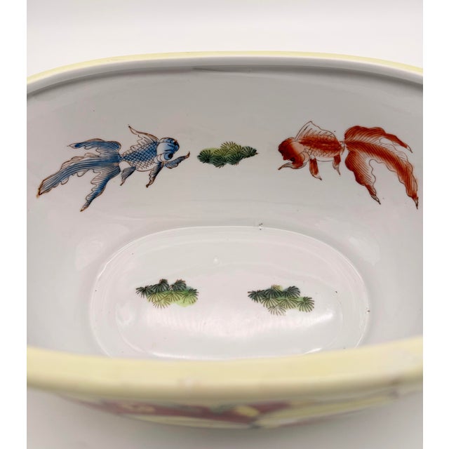 Late 20th Century Vintage Chinese Chinoiserie Porcelain Foot Bath Planter With Pomegranate Handles – Hua Rong Tang Mark For Sale - Image 5 of 11