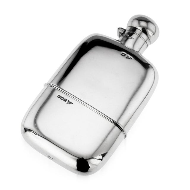 Silver British Silver Hip Flask and Cup from Walker & Hall, 1915 For Sale - Image 8 of 8