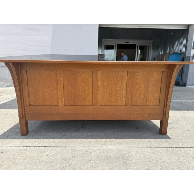 1990s Stickley Craftsman Prairie Settle Loveseat For Sale - Image 11 of 12