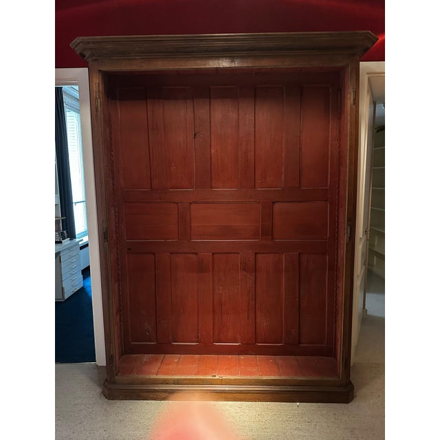 Important Louis XVI style bookcase in natural oak, dating from the 18th century. It opens with two grilled doors and...