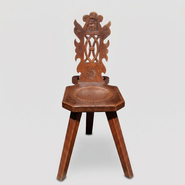 Brown Neo-Renaissance Style Chairs in Carved Walnut, 1900s, Set of 6 For Sale - Image 8 of 18