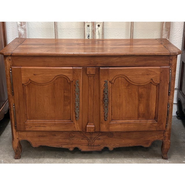 19th Century French Cherry Buffet For Sale In San Diego - Image 6 of 12