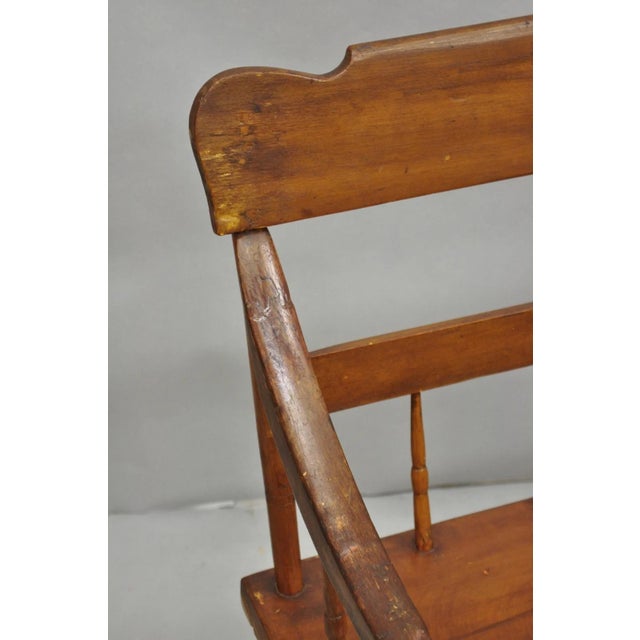 Late 19th Century Antique American Colonial Farmhouse Spindle Back Pine Wood 8 Leg Bench For Sale - Image 9 of 15