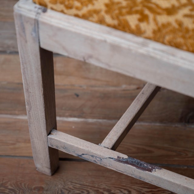 A Similar Pair of English Chippendale Side Chairs, c.1760 For Sale - Image 15 of 15