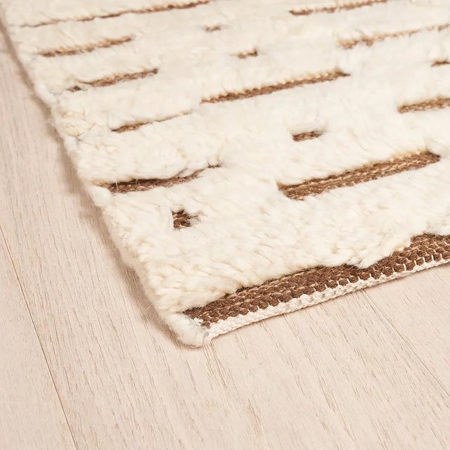 Abstract Schumacher Abstract Ikat 8' x 10' Rug in Ivory & Brown For Sale - Image 3 of 5