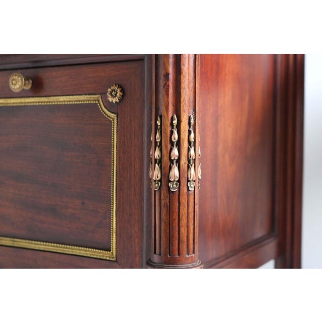 French Napoleon III Nightstands / Bedside Tables in Mahogany, Bronze & Marble, 1860, Set of 2 For Sale - Image 4 of 18