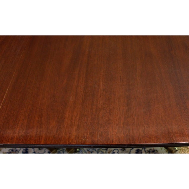 Wood Early to Mid-20th Century English Double Pedestal Dining Table For Sale - Image 7 of 7