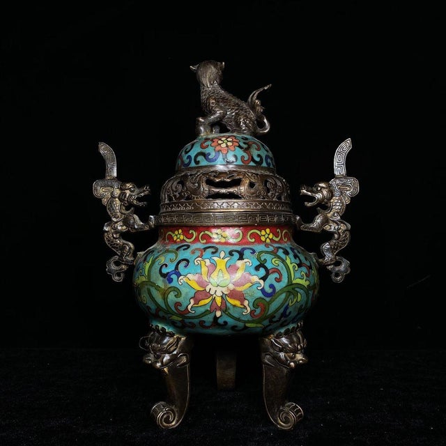 Vintage Cloisonné Enamel Dragon-Handled Tripod Censer With Qianlong Mark For Sale In Los Angeles - Image 6 of 9