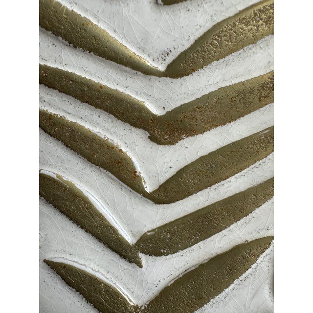 1980s Vintage 1980’s Enameled Palm Leaf Decorative Plate For Sale - Image 5 of 8