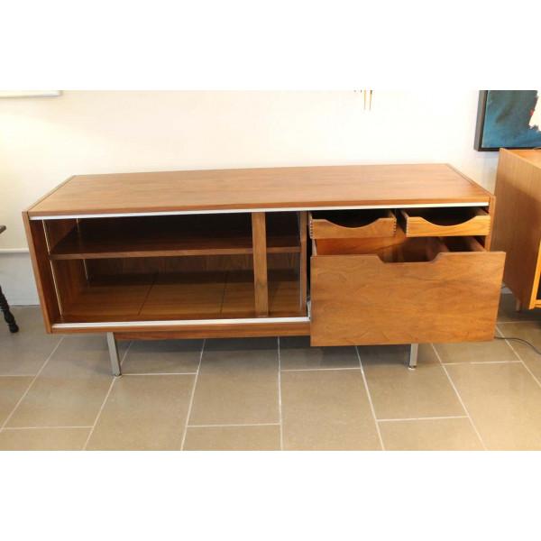 Mid-Century Modern Mid-Century Modern Media Console For Sale - Image 3 of 3