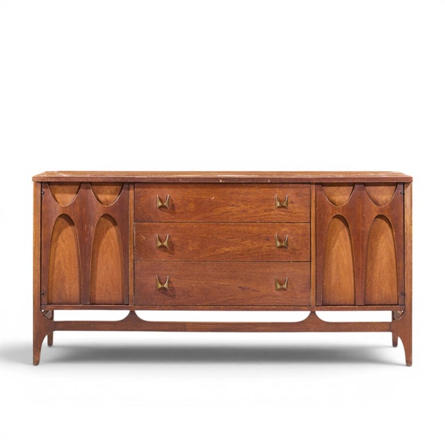 Mid-Century Modern Broyhill Brasilia Mid Century Walnut and Brass Credenza and Hutch For Sale - Image 3 of 11