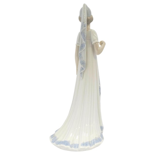Lladro Lladro #5322 Viennese Lady Spanish Porcelain Figurine With Parasol 11" For Sale - Image 4 of 11