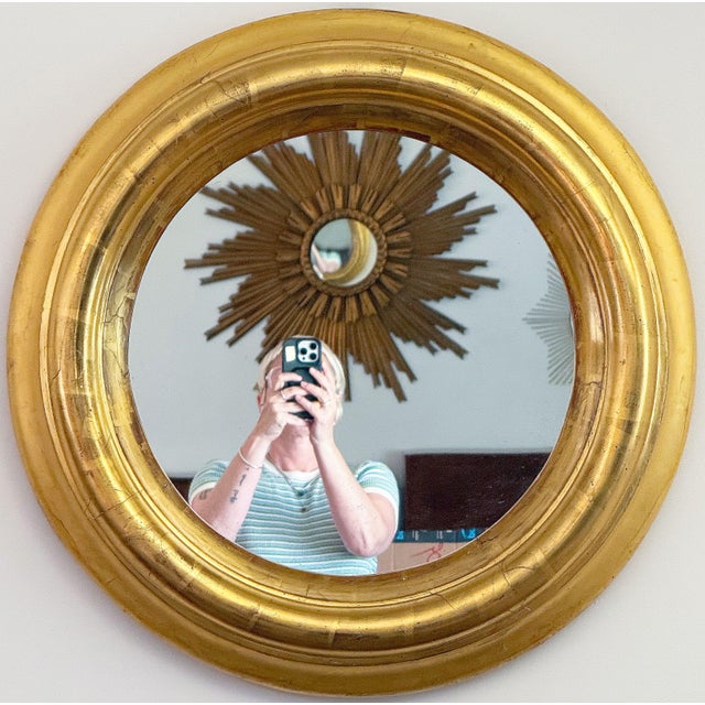 English Regency Era Large Round Mirror With Deep Gilt Frame From England (Dia 26 1/2 In) For Sale - Image 3 of 10