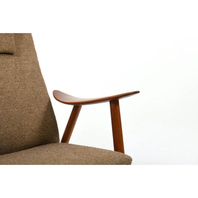 Mid-Century Teak Lounge Chair by Illum Wikkelsø for Søren Willadsen Møbelfabrik For Sale - Image 10 of 13