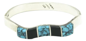 Late 20th Century Modernist Mexican Geometric Onyx Turquoise Sterling Silver Bangle