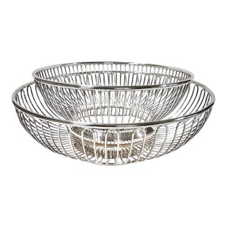 Vintage Silverplate Wire Fruit Baskets, Set of Two Nested Openwork Bowls, Mid-Century Modern Tableware Gorham - Set of 2 For Sale