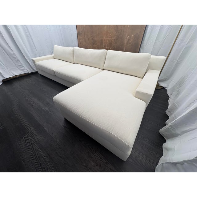 Rh Modena Track Arm Right-Arm Chaise Sectional – Performance Linen Weave in Natural For Sale - Image 10 of 18