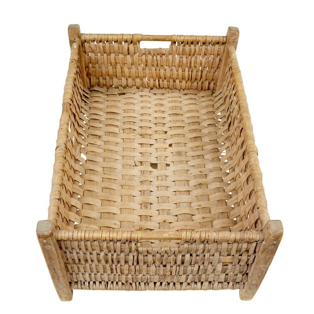 Beige Late 19th Century Swedish Hand-Woven Pine Basket, 1890s For Sale - Image 8 of 9