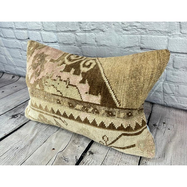 Vintage Pillow Case Turkish Rug Pillow Decorative Rug Pillow Dry cleaning only. PILLOW INSERT IS NOT INCLUDED