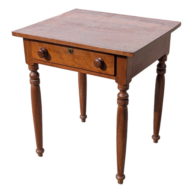Early 19th Century Antique Sheraton Style Cherry Single Drawer Side Table For Sale