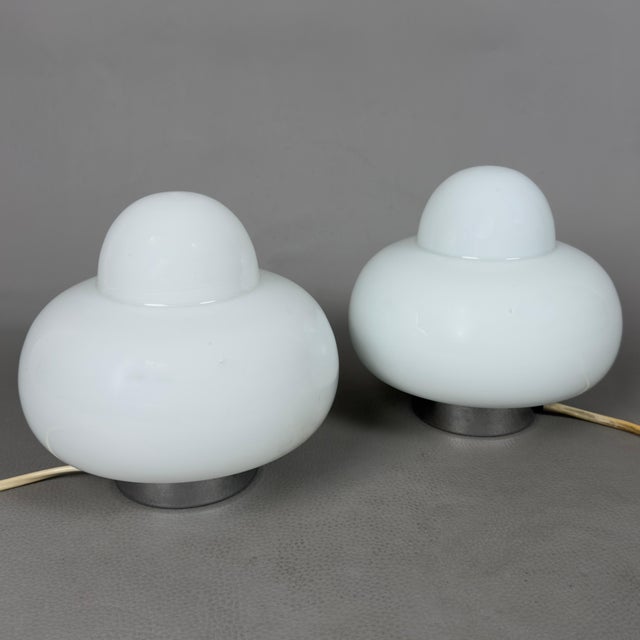 Space Age UFO Table Lamps in White Murano Glass, 1970s, Set of 2 For Sale - Image 12 of 12