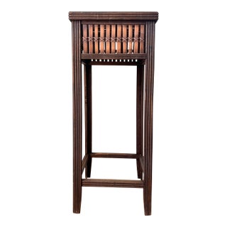 Mid-20th C. Asian Bamboo Pedestal Plant Stand – Chinoiserie / British Colonial For Sale