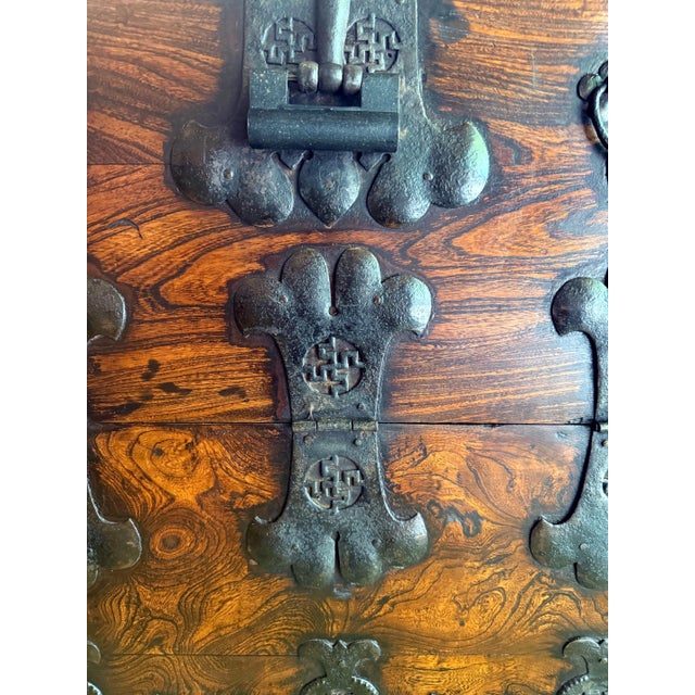 19th Century Antique Korean Bandaji with Expressive Grains from Jeju Do Island For Sale - Image 5 of 18