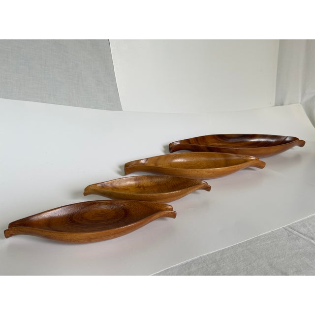 1960's Hand Carved Sculptural Monkey Pod Wood Serving Tray / Centrepiece Set For Sale - Image 4 of 10
