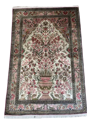 Ghom Silk Oriental Rug in 100% Silk, 1980s