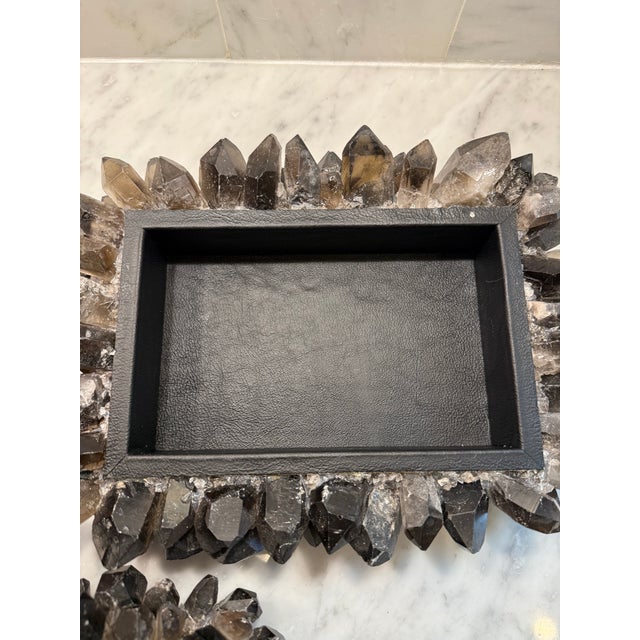 1990s Large Black Quartz Lidded Box Attributed to Kathryn McCoy For Sale - Image 5 of 7