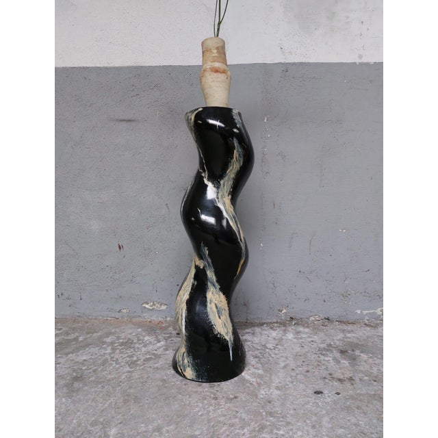 There are signs of use look to the detailpictures.