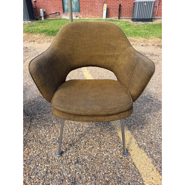 Taupe 1970s Knoll International Upholstered Armchairs — Set of 3 For Sale - Image 8 of 10
